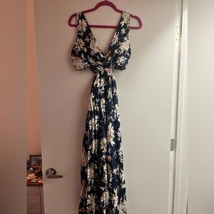 Abercrombie and fitch Giselle pleated maxi dress